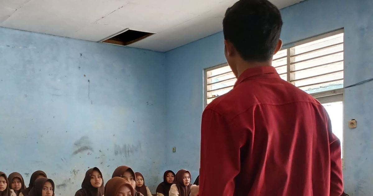 Menyoal Kesejahteraan Guru Honorer