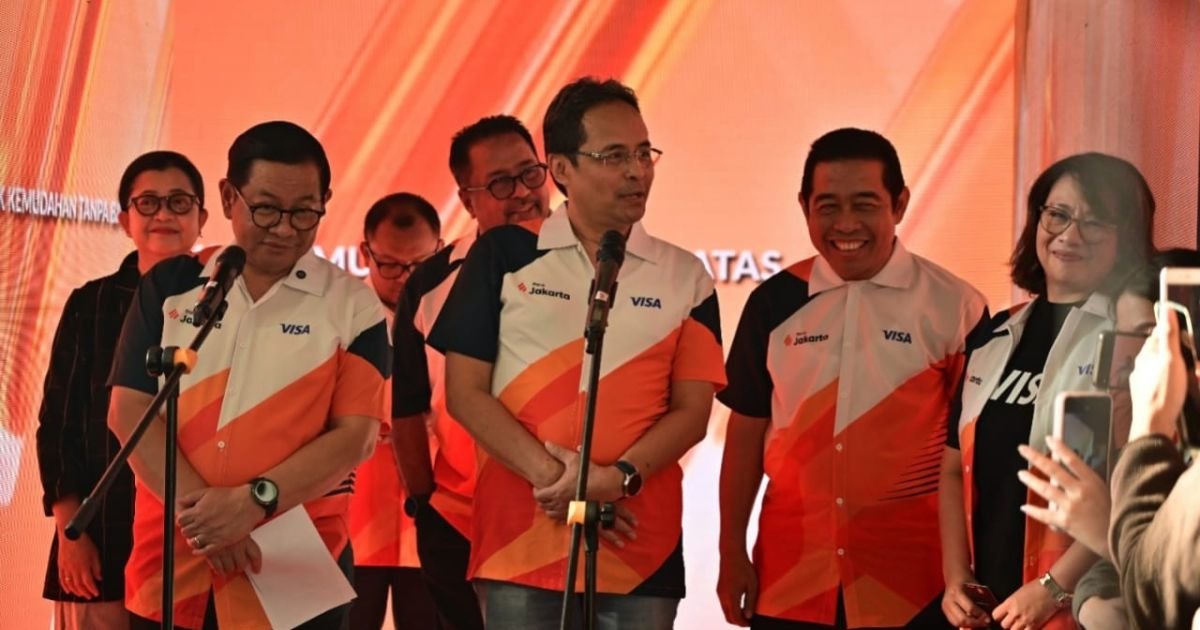 Pimpinan DPRD DKI Apresiasi peluncuran kartu debit visa Bank Jakarta.poto: humas Bank Jakarta.