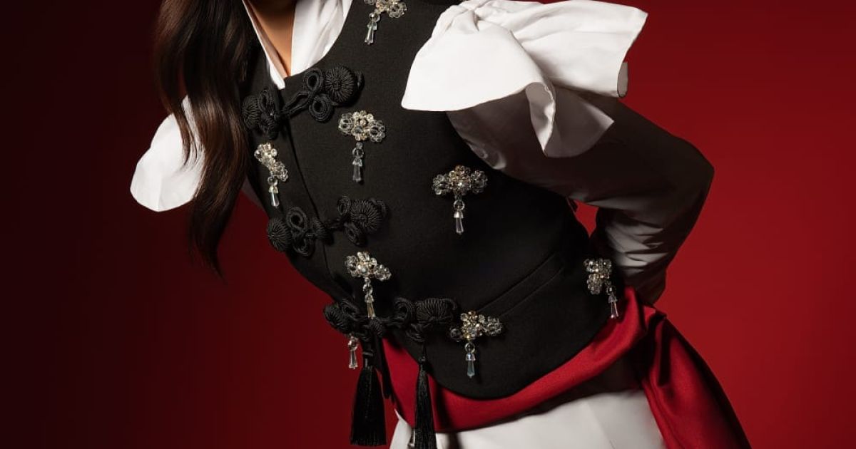 Saskia Chadwick kian mencuri perhatian di industri perfilman nasional.