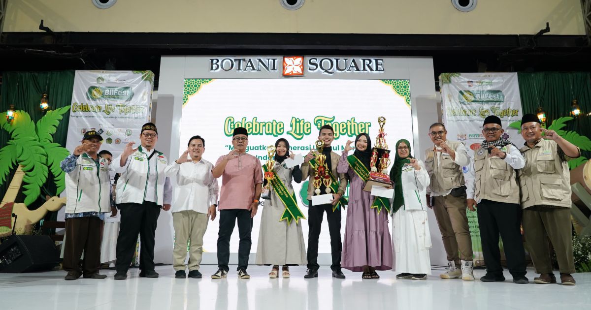 Adityawarman Adil Raih Penghargaan Kepemimpinan Publik di BiiFest 2026