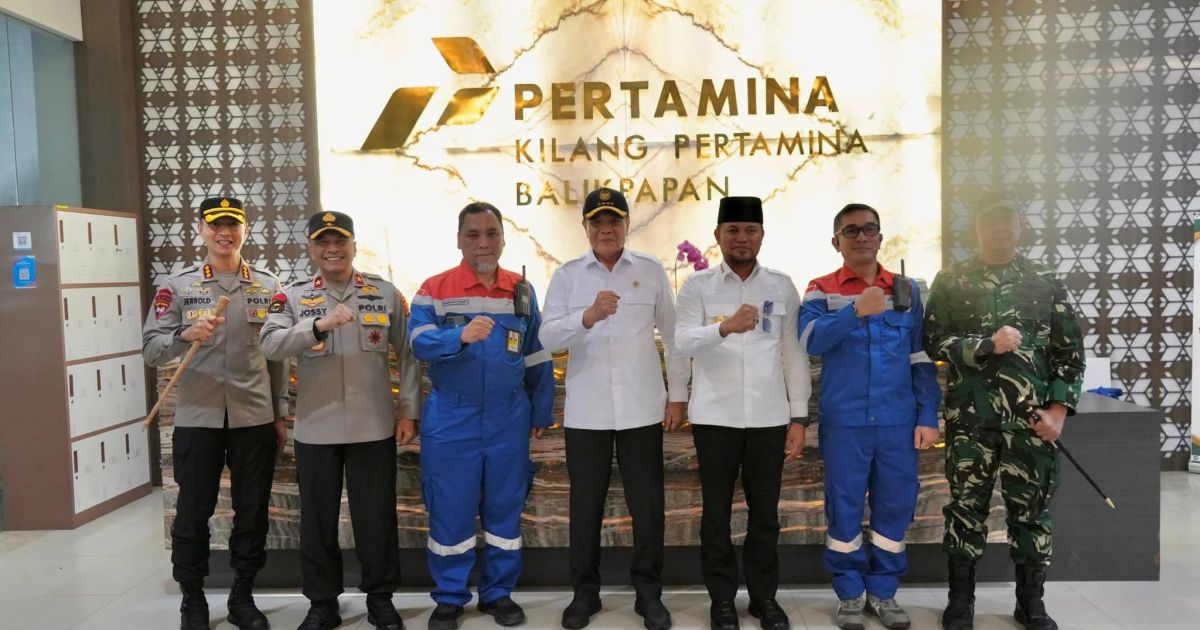 Menko Polkam Tinjau Kilang Balikpapan, Pastikan Stok BBM Aman Jelang Lebaran
