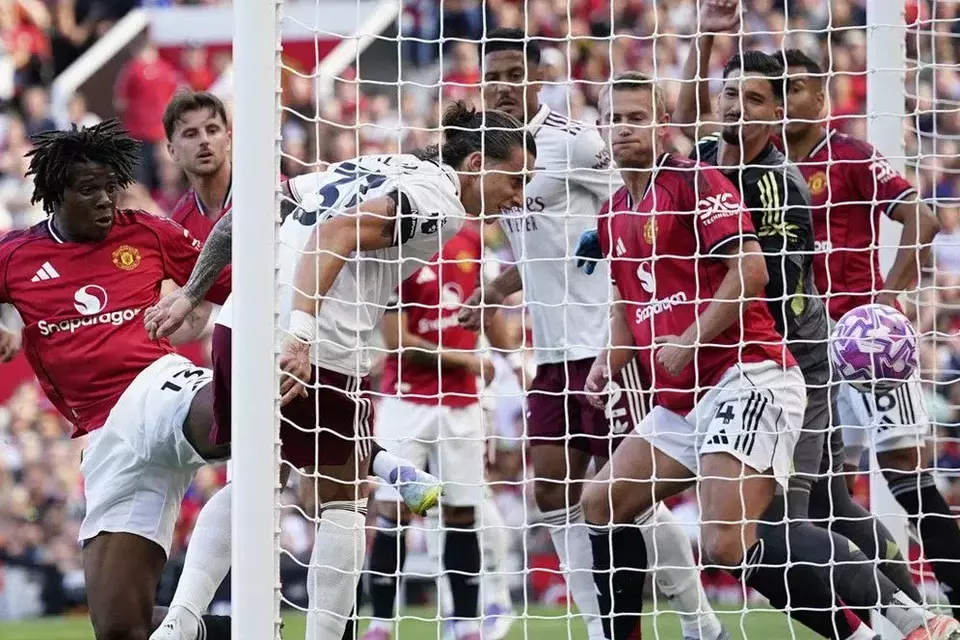 Kontroversi Tendangan Sudut Liga Inggris: Apakah Taktik 'Gulat' Arsenal Mendesak PSSI Mengubah Aturan Permainan?