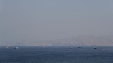 Selat Hormuz Lumpuh: Eskalasi Ketegangan Global Picu 10 Kapal Jadi Korban Serangan Maritim