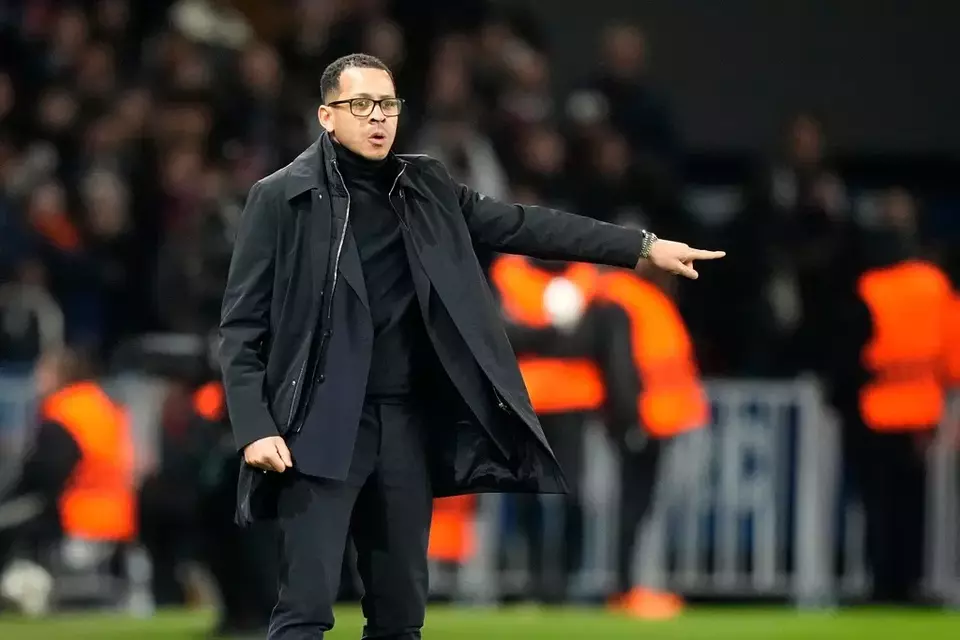 Menanti Kebangkitan Chelsea di Stamford Bridge: Liam Rosenior Tekankan Kekuatan Proses Hadapi PSG