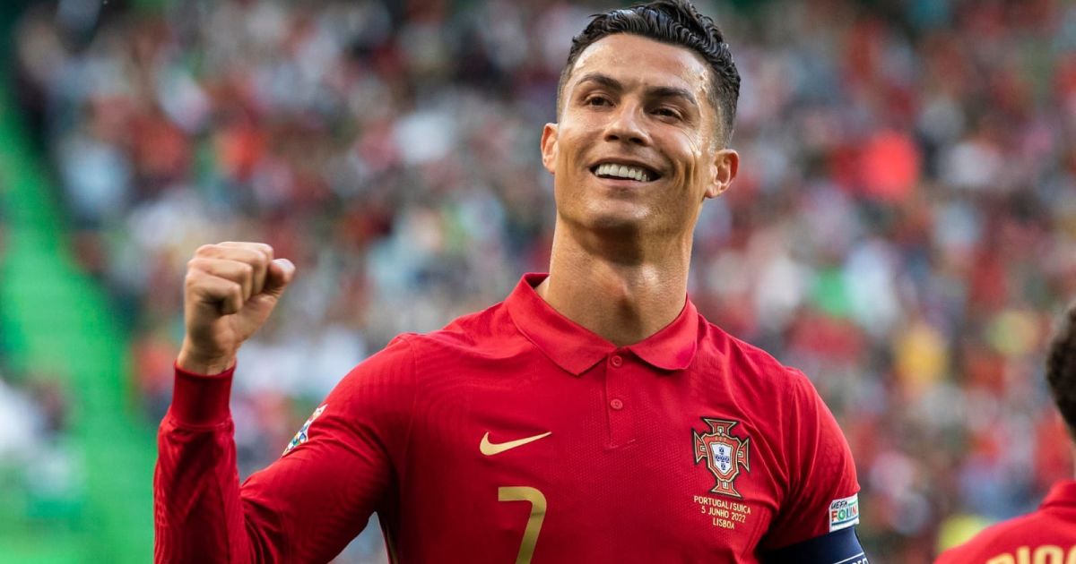 Cristiano Ronaldo, kembali menjadi pusat perhatian.Foto net.