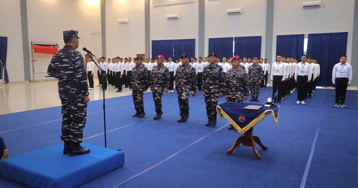 penandatanganan Pakta Integritas bagi Calon Bintara (Caba) Pria dan Calon Tamtama (Cata) PK TNI Angkatan Laut Gelombang II Tahun Anggaran 2026.