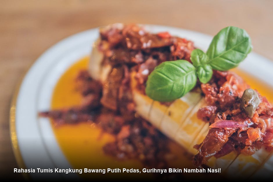 Rahasia Tumis Kangkung Bawang Putih Pedas, Gurihnya Bikin Nambah Nasi!