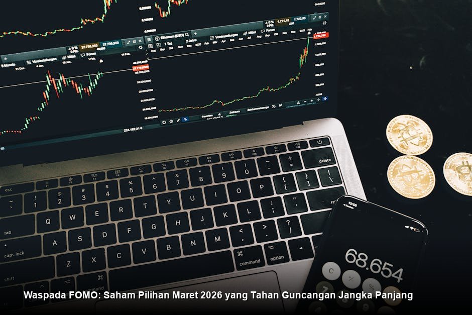 Tampilan chart candlestick saham berwarna hijau yang menunjukkan tren kenaikan stabil di atas rata-rata pergerakan harga.