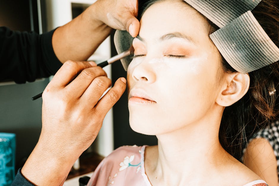 Fondasi Kulit Sehat: Panduan Esensial Merawat Diri dari Dalam dan Luar